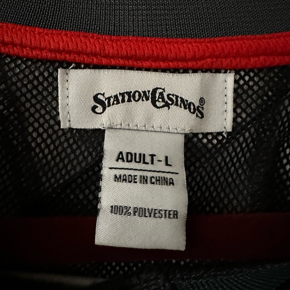 NEW VGK Las Vegas Golden Knights Jersey Large - Picture 4 of 4